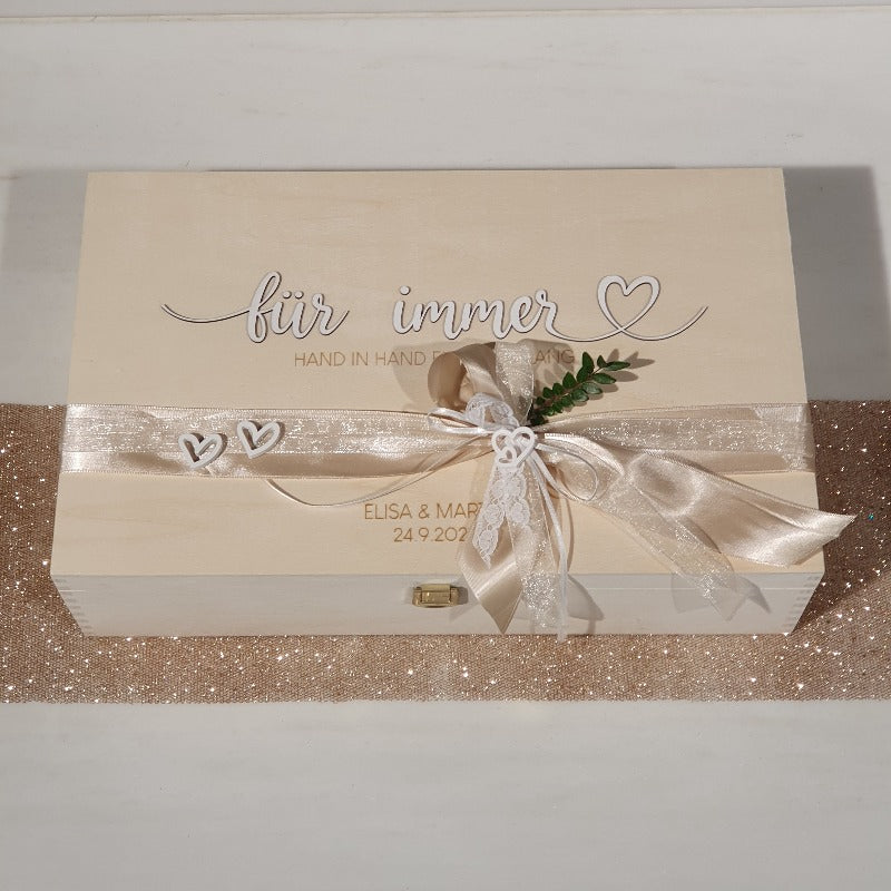 Erinnerungsbox aus Naturholz, personalisierbar