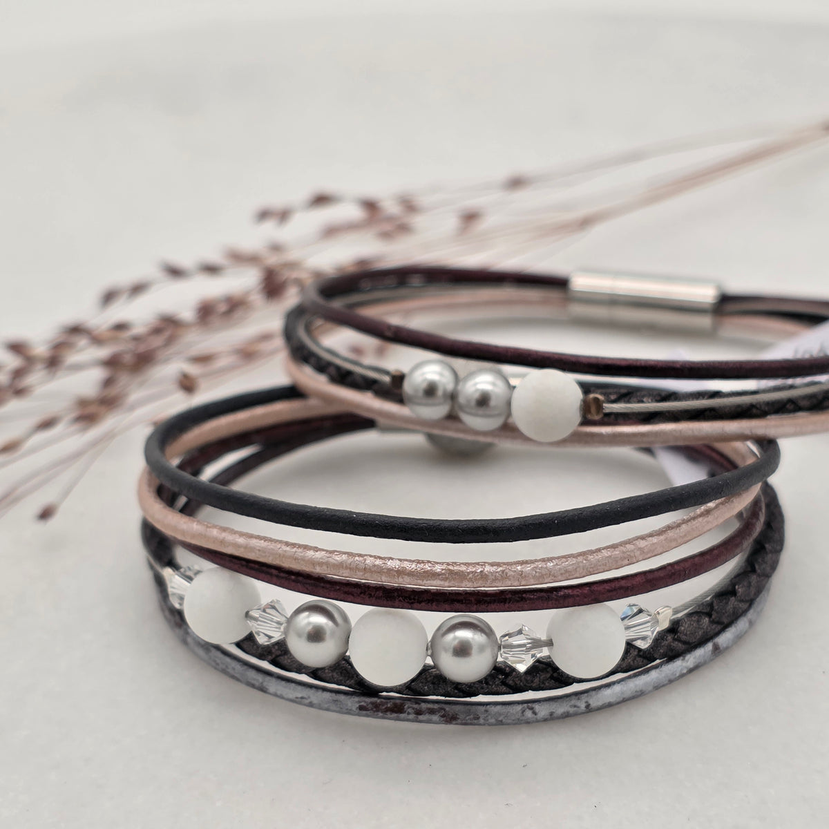 &quot;Trendy&quot; bracelet, silver/bordeaux