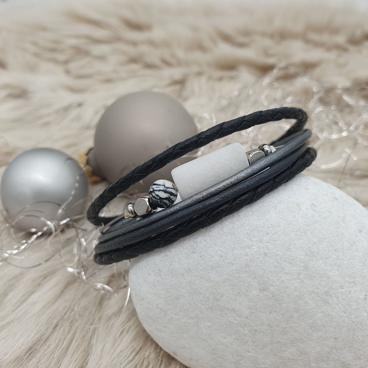 Armband "Men" black & white