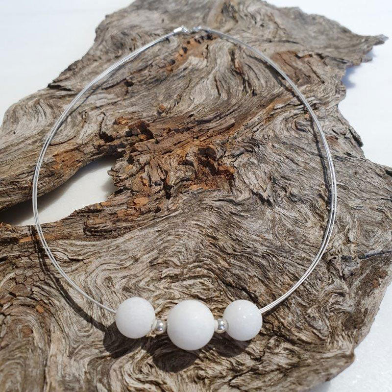 Necklace with marble balls
