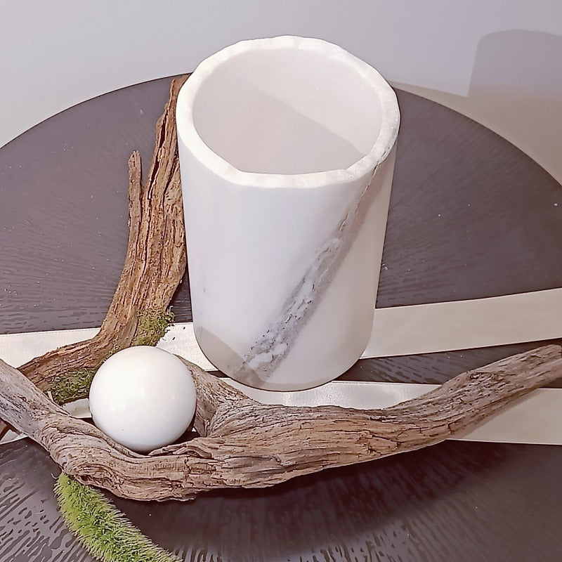 Weinkühler aus Marmor
